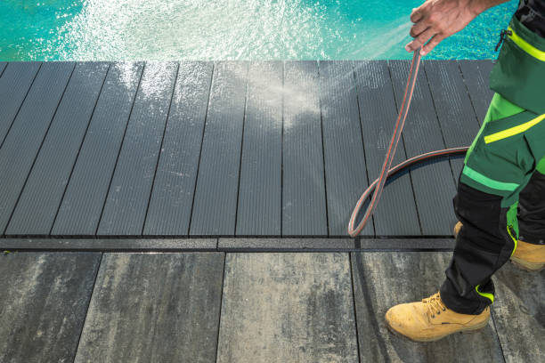 Best Roof Pressure Washing  in Stromsburg, NE